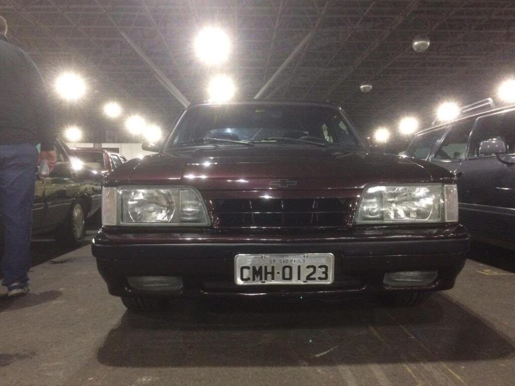 Frente do Opala Diplomata 1991 por Louca por Opalas